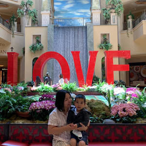 Meet your Posher, Chau